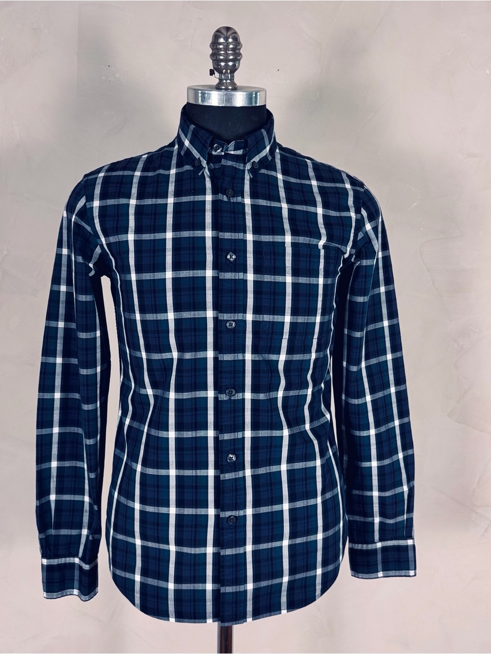 Club Monaco Men’s XS Slim Fit Navy Green Plaid Button Down Shirt